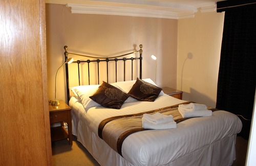 Whittlesey Hotel | Falcon Hotel
