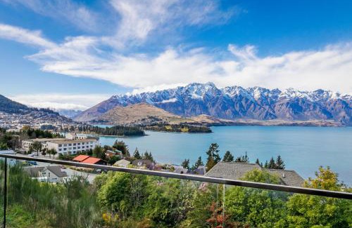 Fernhill Villa | Falcon's View Queenstown