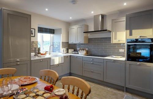 Murthly House | Falcon Steading