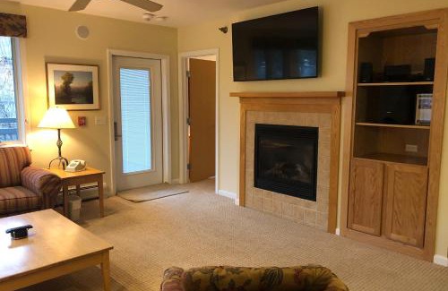 Jeffersonville Apartment | Falcon Units