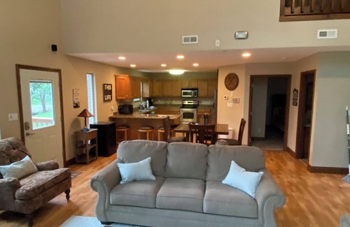 Andersonville House | Falcons Crest at Sequoyah Marina (Norris Lake)