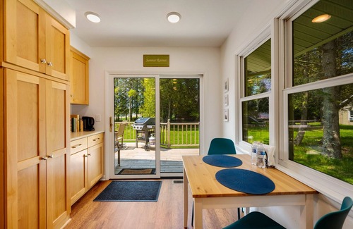 Baileys Harbor House | Fall Availability! Lake MI Sandy Beachfront | Walk to Trails & Town