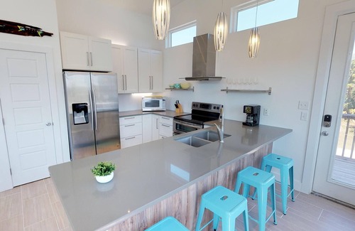 Port St. Joe House | Fall Availability! Dog-friendly! Two minute walk to beach!