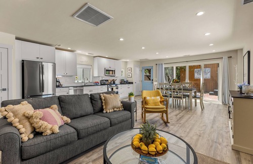 Flagstaff House | Fall Colors are Here! Your Autumn Escape Hot Tub Trails & Downtown Walks