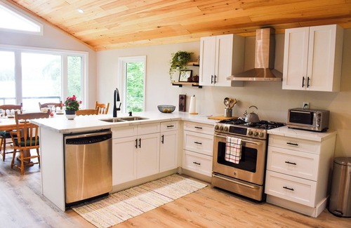 Dorset Cottage | Fall Colours, Pet Friendly, Sunsets, Fireplace Firepit WiFi