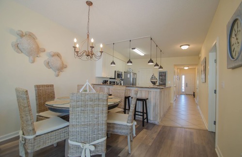 Miramar Beach Condo | Fall Dates Filling Up! Beach Frontage View Free Beach Service Private Beach #214