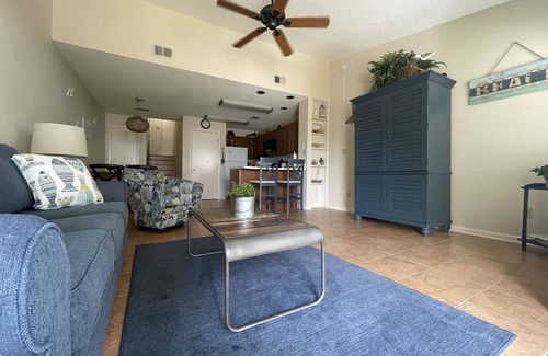 East End House | FALL DISCOUNTS! DREAM ON@OCEAN MILE #J2 BEACH & BAY VIEWS WALK TO #1 BEACH IN US