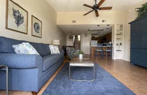 East End House | FALL DISCOUNTS! DREAM ON@OCEAN MILE #J2 BEACH & BAY VIEWS WALK TO #1 BEACH IN US