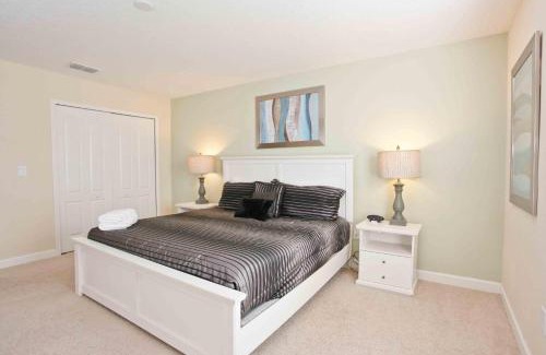 West Kissimmee House | Fall Escape 5BR w/Spa Near Disney