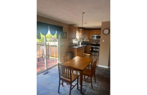 Bristol House | Fall in the Smokies! 3 BR 2.5 bath with Master Suite. Close to everything!
