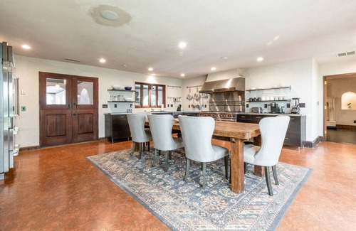 Marietta House | Fall Sale: 15% Off 3+ nights – thru Nov 30!