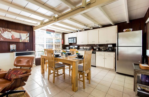 Beach Barber Tract House | Fall Sale! Secluded WindanSea Redwood Beach Bungalow, New Bikes, Hot tub!