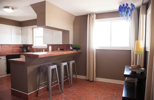 Marfa House | Fall Special - Marfa's Best-Chic & Comfortable 4 Bedroom Guest House-Marfa6o8