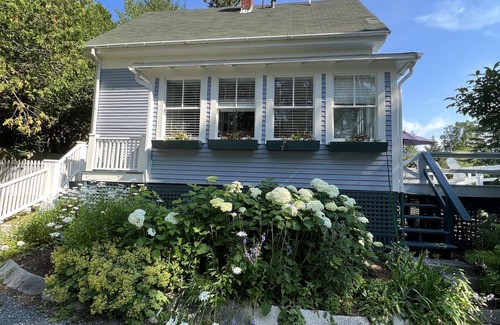 Mount Desert House | Fall Special rates! Somes Harbor ~ Charming home close to Acadia National Park