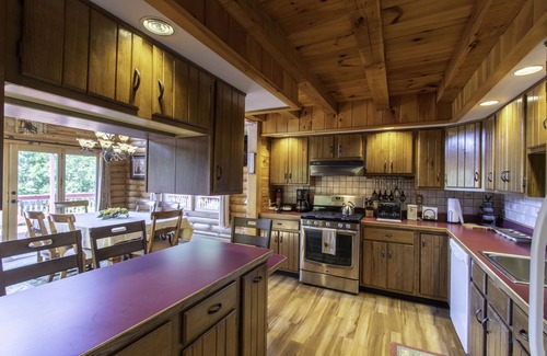 Danby Cabin | πFall Weekend Getway! Book Now!π
