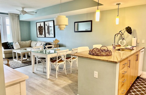 Baytowne Wharf Condo | Fall & Winter Rates, Spectacular bay view, Baytowne Fun & free shuttle
