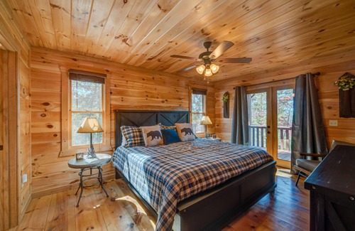Mineral Bluff Cabin | Fallen Leaf by Escape to Blue Ridge