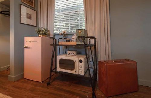 Lookout Mountain Bed & Breakfast | Falling Water Room on Lookout Mountain