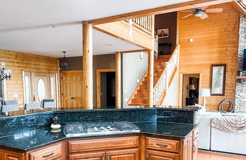 Tate Cabin | Falling Waters: Luxury Cabin with breathtaking views of Amicalola Falls