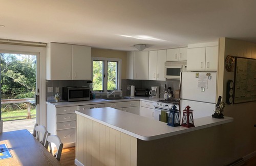 Falmouth House | Falmouth Breezes on the Cape