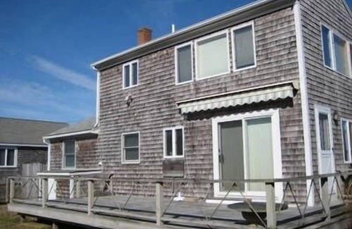 Falmouth House | Falmouth Breezes on the Cape