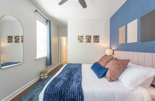 Downtown House | Fam-Biz Friendly 3BD with Fire pit & BBQ - Downtown