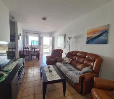 Caleta de Famara Apartment | Famara Vela