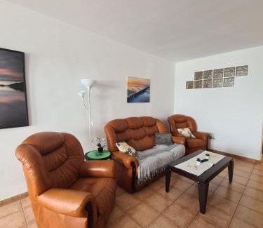 Caleta de Famara Apartment | Famara Vela