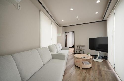 Ota House | Familia Heiwajima - Vacation STAY 16949