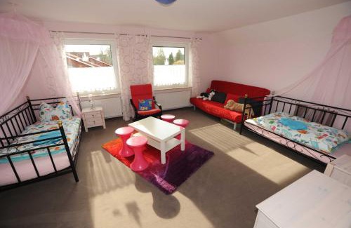 Rhauderfehn House | Familienferienhaus Goethestraße, 95140