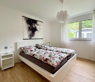 Iznang Apartment | Familienfreundliche Ferienwohnung mit Garten in Moos Weiler am Bodensee