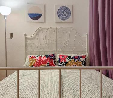 Friedrichstadt Apartment | Familienfreundliches Apartment im Zentrum für Geschäftsreisen und privat