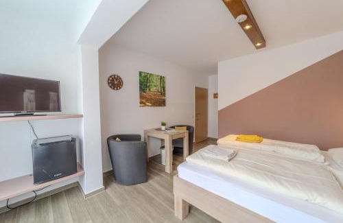 Meppen Apartment | Familienhof Brüning - Doppelzimmer Waldesruh II
