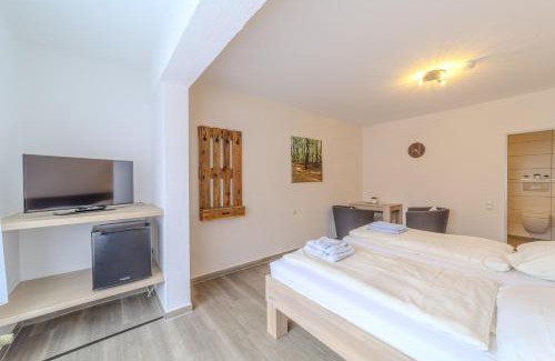 Meppen Apartment | Familienhof Brüning - Doppelzimmer Waldesruh I