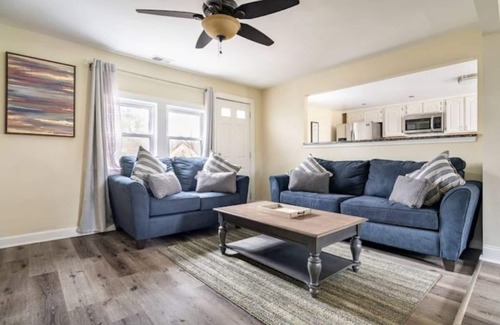Clifton Heights House | Family Affair in Philly Suburbs - Free Parking