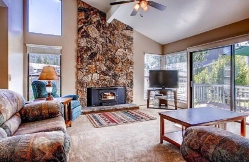 Plumas Eureka Estates Condo | Family and friends getaway in Plumas Pines, 2 Master bedrooms, sleeps up to 10!
