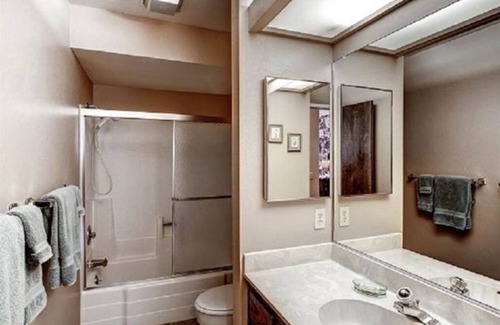 Plumas Eureka Estates Condo | Family and friends getaway in Plumas Pines, 2 Master bedrooms, sleeps up to 10!