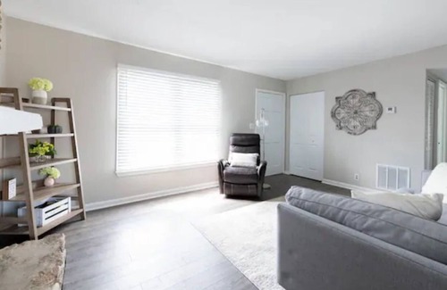 Crestwood House | Family and Pet Friendly*Fenced backyard*3Bedrooms