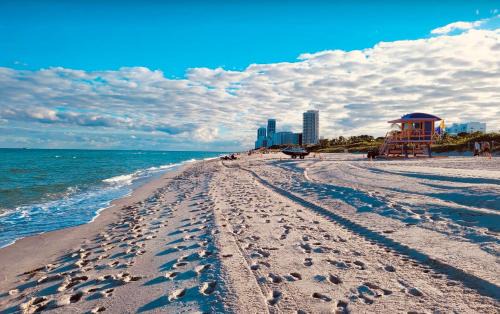 North Beach Apartment | Family and Pet-Friendly Miami Beach Suite Beside Oceanside Park & Bark Beach