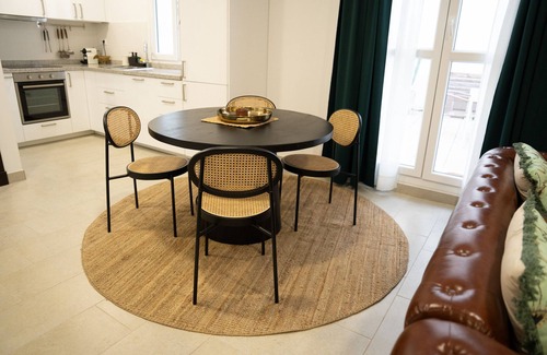 Jerez de la Frontera Old Town Apartment | Family Apartment in Jerez with Terrace and Close to Everything