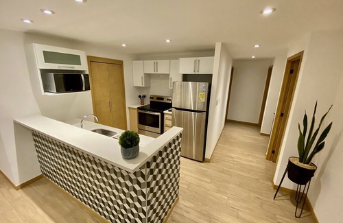Zona 10 Apartment | Family Apartment With Terrace in Zona 10