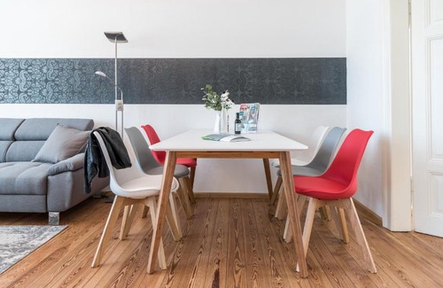 Bruhl-Guterbahnhof Apartment | Family-Apartments Freiburg