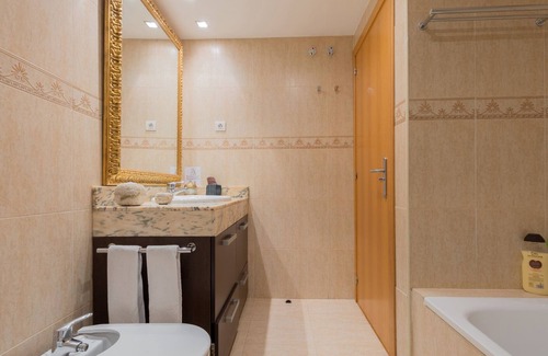 El Baix Guinardo Condo | Family apartment in the Park Güell with parking. HUTB-010771