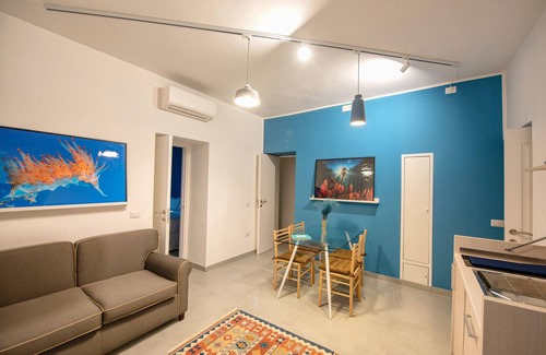 Posillipo Apartment | family apartment in the tranquility of Posillipo, a stone's throw from the sea
