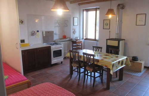 Salo Apartment | Family apartment with garden - 10 min from the lake!