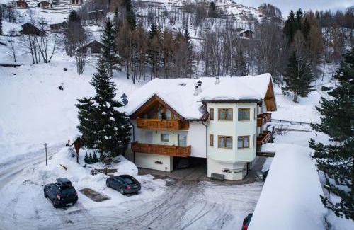 Peio Fonti Apartment | Family Apartments Vioz