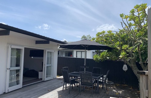 Pauanui House | Family bach on the circle