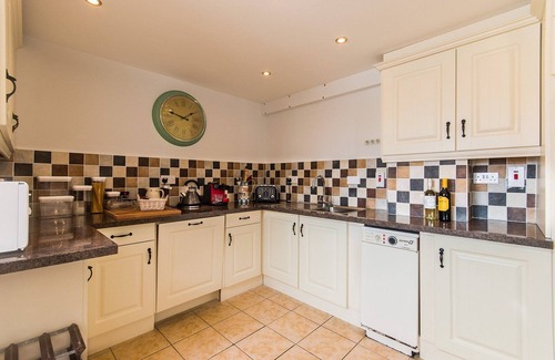 Waterville House | Family beach house located within a short stroll of Waterville