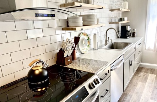 Pine Point Condo | Family beach retreat - bright, sunny, spacious!