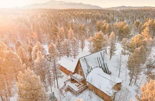 Divide Cabin | Family Cabin-Disc Golf-Hot tub! Direct Forest Access